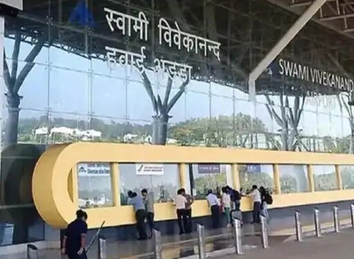 रायपुर एयरपोर्ट के रनवे पर पहुंचा बंदर:लखनऊ-रायपुर फ्लाइट की लैंडिंग के दौरान घटना