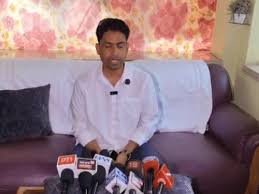 बंगाल में जहां दोबारा चुनाव, वहां TMC कैंडिडेट पीछे हटा:फालता में परसों वोटिंग