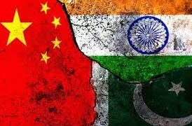 भारत और चीन एक-दूसरे के ‘दुश्मनों’ को दे रहे घातक हथियार, वियतनाम को ब्रह्मोस मिलना कितना बड़ा झटका?