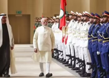 पीएम मोदी डूबते जहाज पर दांव लगा रहे? UAE के साथ भारत की डिफेंस डील, विशेषज्ञ ने खड़े किए बड़े सवाल!