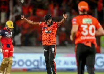 सनराइजर्स हैदराबाद के अंजान गेंदबाज ने बना दिया आईपीएल का सबसे बड़ा रिकॉर्ड, 19 साल में कभी नहीं हुआ ऐसा