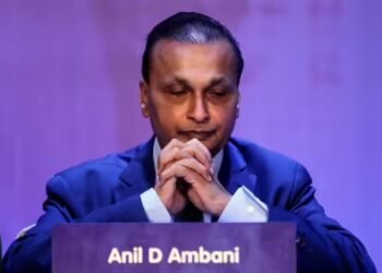 अनिल अंबानी की कंपनियों के पूर्व निदेशकों पर मुंबई पुलिस का शिकंजा, 150 करोड़ की धोखाधड़ी में FIR दर्ज