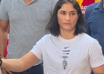 सुप्रीम कोर्ट से हरी झंडी मिलने के बाद एशियन गेम्स ट्रायल्स के लिए इंदिरा गांधी स्टेडियम पहुंचीं विनेश फोगाट, विजुअल्स आए सामने