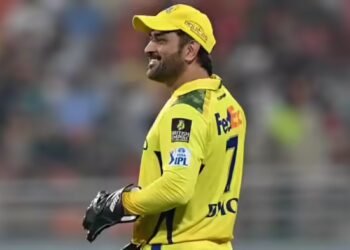 एमएस धोनी घर रांची लौटे, अगर प्लेऑफ में पहुंची सीएसके तो होगी वापसी, ये है आगे का प्लान