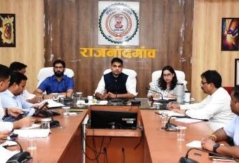 कलेक्टर ने सुशासन तिहार 2026 अंतर्गत जनसमस्या निवारण शिविरों की तैयारी के संबंध में ली बैठक