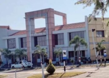 MP में ड्राइविंग लाइसेंस के नियम होंगे सख्त: फोर-व्हीलर के लिए 100 में से 60 अंक लाना जरूरी, कमर्शियल के लिए पूरे 100 नंबर अनिवार्य