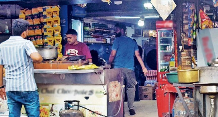 महंगी गैस ने बिगाड़ा जायका, भोपाल में होटलों से लेकर स्ट्रीट फूड तक बढ़े खाने की चीजों के दाम