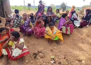 ग्रामीणों ने 26 ईसाई परिवारों को गांव से बाहर निकाला
