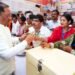 मुख्यमंत्री साय ने मत्स्य पालकों को वितरित किए आइस बॉक्स, योजनाओं का अधिक लाभ लेने किया प्रेरित
