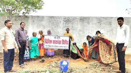 पर्यावरण दिवस के अवसर पर न्यायाधीशों द्वारा किया गया पौधरोपण