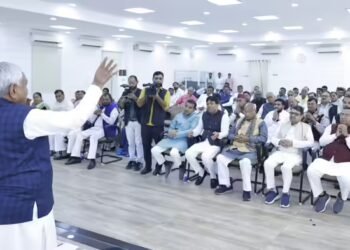 नीतीश की सक्रियता ने उड़ाये कई नामवर नेताओं के होश? निशांत के नाम की भी मिली संजीवनी