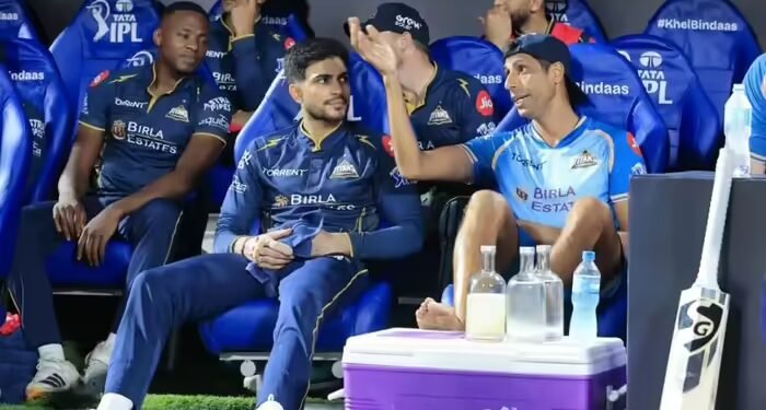 एबी डिविलियर्स को क्यों आया आशीष नेहरा पर गुस्सा? बोले- IPL फाइनल में मुझे ये अंदाज पसंद नहीं आया