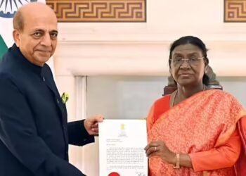 भारत-बांग्लादेश भाई-बहनों की तरह’, उच्चायुक्त बनते ही दिनेश त्रिवेदी ने टटोला ढाका का दिल