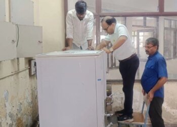 भोपाल MANIT में 80 छात्रों के बीमार होने के बाद एक्शन; हॉस्टल में बिना लाइसेंस चल रही थी मेस, RO में मिली गंदगी