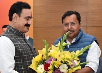 दिल्ली पहुंचे डॉ. नरोत्तम मिश्रा ने नितिन नवीन से की मुलाकात; बोले- ‘मेरा कद बड़ा नहीं, पार्टी बहुत ऊपर, संगठन के लिए करूँगा काम’