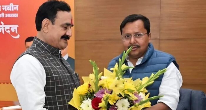 दिल्ली पहुंचे डॉ. नरोत्तम मिश्रा ने नितिन नवीन से की मुलाकात; बोले- ‘मेरा कद बड़ा नहीं, पार्टी बहुत ऊपर, संगठन के लिए करूँगा काम’