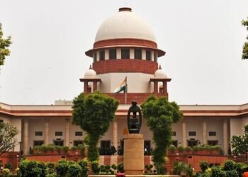 सुप्रीम कोर्ट सख्त, अवैध रेत खनन पर राज्यों को फटकार