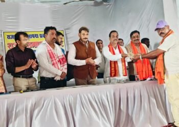 डिप्टी सीएम शर्मा की पहल पर सहसपुर लोहारा में लगा विशेष राजस्व शिविर