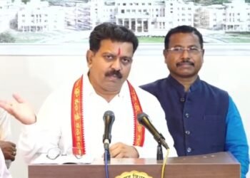 गरीबों का आवास रोका, घोटालों को संरक्षण दिया, चर्चा से भागना विपक्ष की आदत : विजय शर्मा