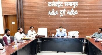 जनशिकायत संबंधी आवेदनों का करें त्वरित निराकरण : कलेक्टर