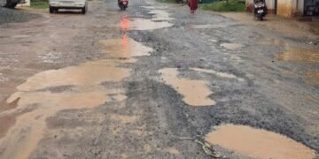 40 करोड़ की सड़क योजना अटकी, कोतबा-बागबहार मार्ग बना ‘मौत का रास्ता’