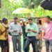 कलेक्टर ने स्कूलपारा मारजूम में केले की उन्नत खेती का किया अवलोकन, किसान जुगल नाग को किया प्रोत्साहित