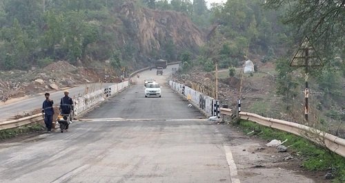 बड़ी राहत: आवाजाही के लिए खुला तान नदी ब्रिज