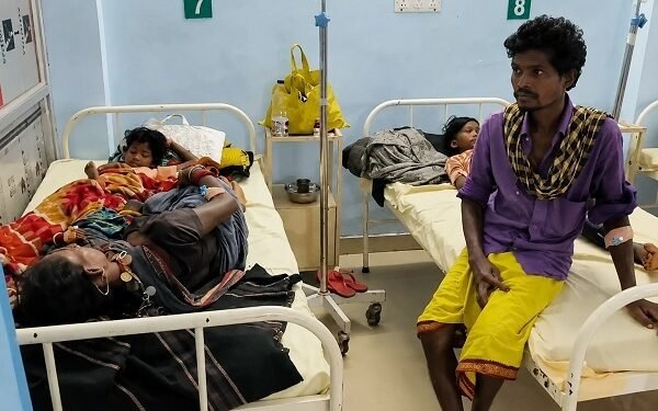 कवर्धा के वनांचल में मलेरिया का प्रकोप: 8 से 10 गांव प्रभावित, 70 से अधिक मरीज, तीन मौतों का दावा