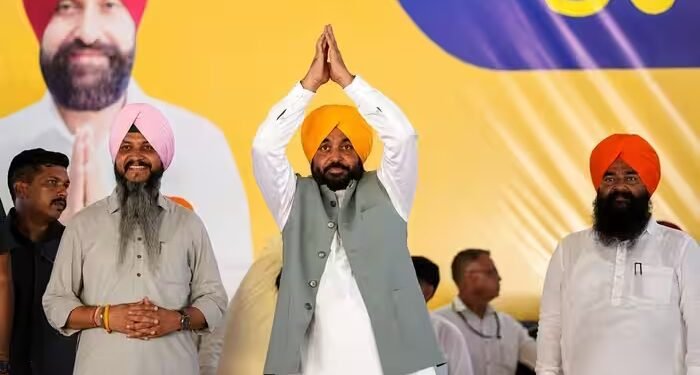 अकाली पंजाब के असली गद्दार, कांग्रेस में हर कोई बनना चाहता है सीएम, मुकेरियां में भगवंत मान का बड़ा अटैक