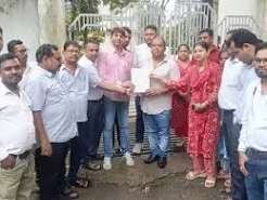 17 करोड़ का फर्जी सर्पदंश मुआवजा घोटाला, 3 क्लर्क सस्पेंड: