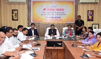 किसानों को धान की जगह कम पानी वाली वैकल्पिक फसलों के लिए करें प्रोत्साहित : गजेन्द्र यादव