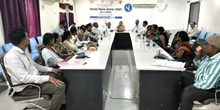 जनकल्याणकारी योजनाओं के प्रभावी क्रियान्वयन पर जोर