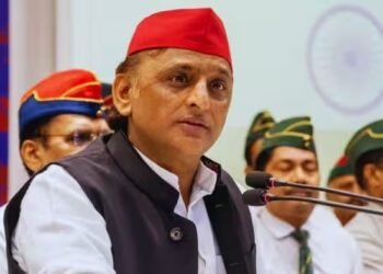 वाराणसी के स्कूल में बच्चे के निजी अंग को जलाया; पैंट में कर दिया था पेशाब, अखिलेश यादव ने की कार्रवाई की मांग
