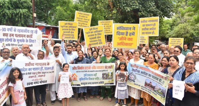 आवासीय कॉलोनियों में अवैध व्यवसाय पर भड़के भोपालवासी, नेताओं को चुनाव में सबक सिखाने की चेतावनी