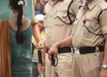 भोपाल में शिक्षक भर्ती अभ्यर्थियों का आंदोलन गरमाया, भूख-हड़ताल पर बैठे नरेंद्र को पुलिस ने जबरन अस्पताल में कराया भर्ती