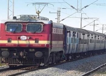 रक्षाबंधन से पहले भोपाल से दिल्ली, मुंबई और लखनऊ जाने वाली ट्रेनों में टिकट संकट, रिग्रेट की स्थिति