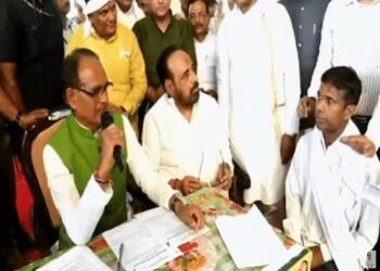 भूमिहीनों को जमीन देने में MP दूसरे नंबर पर:96 फीसदी परिवारों को अपना घर बनाने सरकार ने दिए प्लॉट