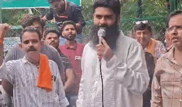 भोपाल में टैक्सी चालकों का ऐलान:18-20 अगस्त के बीच सीएम हाउस घेराव की तैयारी