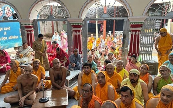 आत्मा ही वास्तविक धन है, संसार में कोई गरीब नहीं : मुनि आगम सागर