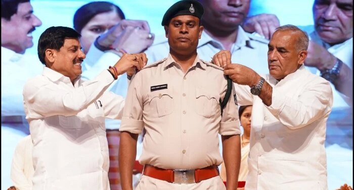 एमपी में वन विभाग के 4506 कर्मचारियों का प्रमोशन, सीएम मोहन यादव ने लगाए स्टार, कहा- रिक्त पदों पर भी जल्द होगी भर्ती