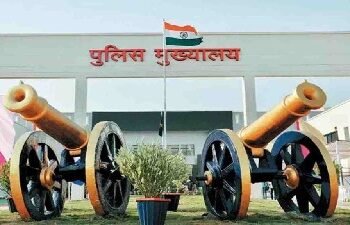 खेल प्रतिभा का इनाम! दो महिला पुलिसकर्मियों को क्रम से पूर्व पदोन्नति