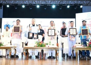 मुख्यमंत्री ने लॉन्च किया छत्तीसगढ़ का प्रीमियम हैंडलूम ब्रांड ‘कोशल फैब’