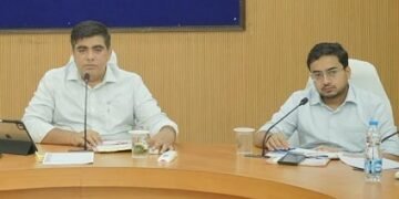 कोई भी पात्र विद्यार्थी छात्रवृत्ति से वंचित न होंः कलेक्टर