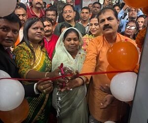 सरगुजा संभाग के 850 तीर्थयात्री अयोध्या धाम दर्शन के लिए विशेष ट्रेन से रवाना