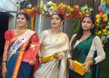 रामानुजनगर में पहली बार सजा भव्य सावन श्रृंगार मेला, सोनम साहू बनीं सावन क्वीन