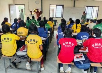 गुणवत्तापूर्ण शिक्षा और बेहतर सुविधाओं के लिए प्रशासन सक्रिय