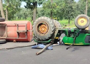 पेंड्रा में 2 सड़क हादसों में एक की मौत,तीन गंभीर:NH-45 पर ट्रैक्टर और टैंकर पलटा, चालक की गई जान