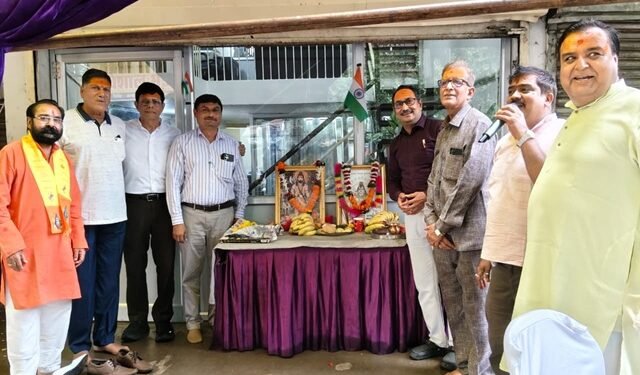 कान्यकुब्ज युवा मण्डल के विशाल भंडारे में सैकड़ों श्रद्धालुओं ने ग्रहण किया महाप्रसाद