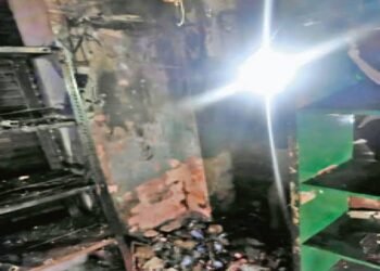 बिना बीमा के चल रहीं 705 सरकारी शराब की दुकानें, सीसीटीवी जलने से साजिश का अंदेशा