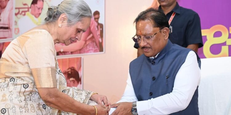 बहनों का स्नेह और आशीर्वाद मेरे लिए अनमोल : मुख्यमंत्री श्री विष्णु देव साय